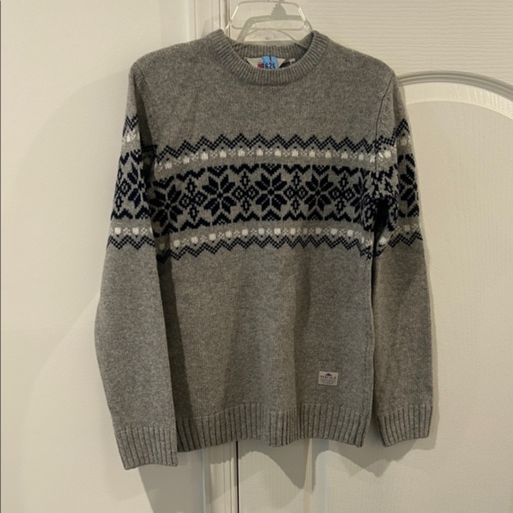 Penfield Gray and Navy Crewneck Sweater